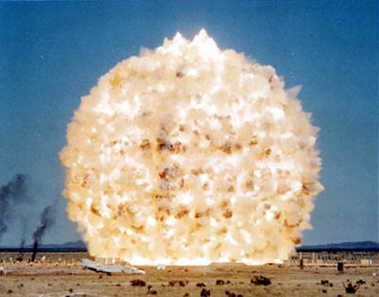 ammonium-nitrate-bomb.jpg