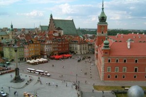 800px-Warsaw_-_Royal_Castle_Square