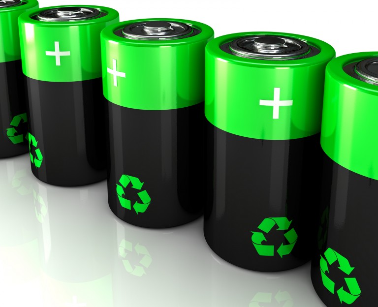 Gizmos & Gadgets: New Nanowire Battery Holds Up to 200,000 Discharge Recharge Cycles