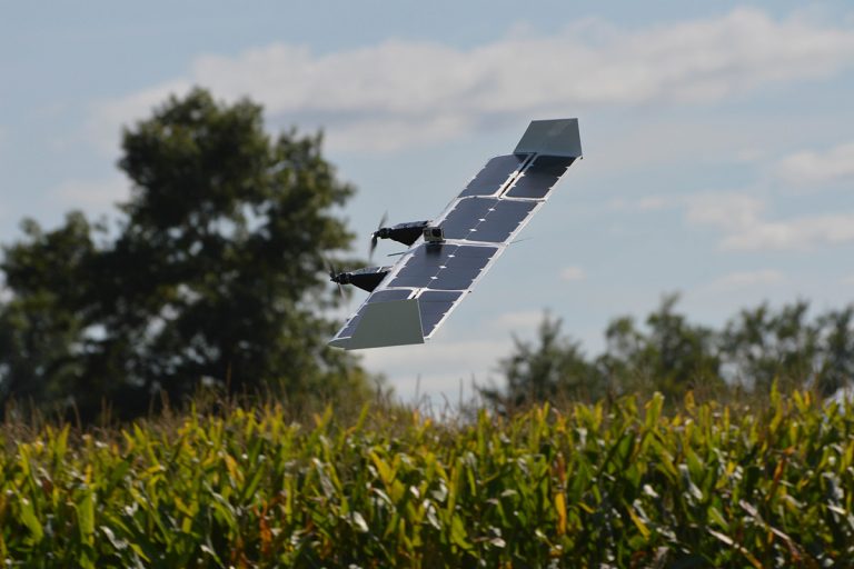 Gizmos & Gadgets: SUAV:Q a Shape-Shifting Solar-Powered Drone Takes to the Air