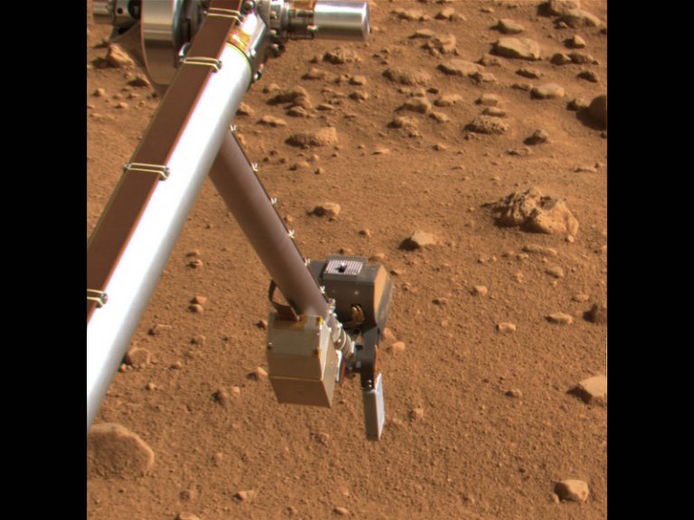 Martian Surface Inhospitable to Earth Microbes Say Scientists