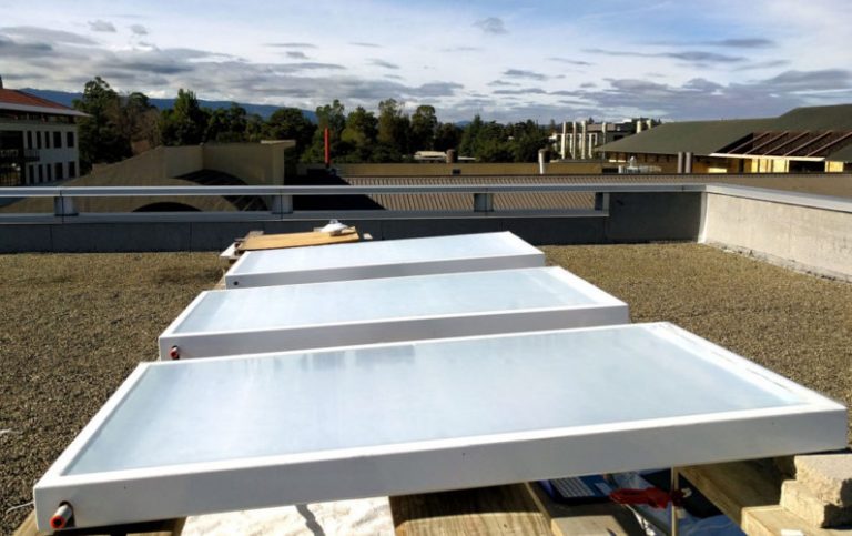 Gizmos & Gadgets: A Water-Cooling Solar Panel That Could Reduce HVAC Costs by 21%