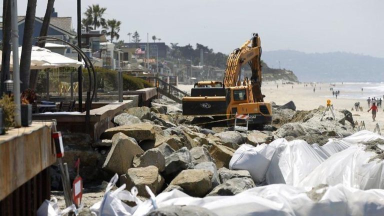 Two American Cities Tackle Rising Sea Levels
