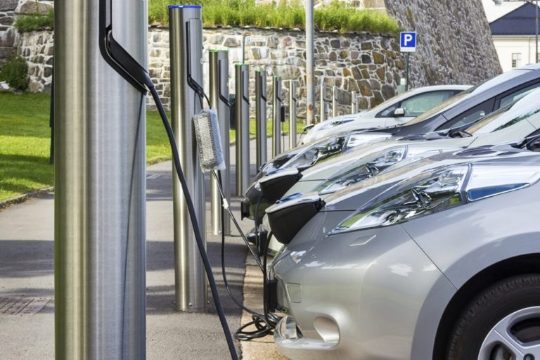Want People to Buy More Electric Cars? – Fix Three Things