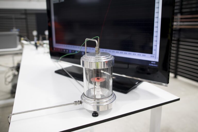 Can We Adapt Old Power Plants to Run on Green Hydrogen?
