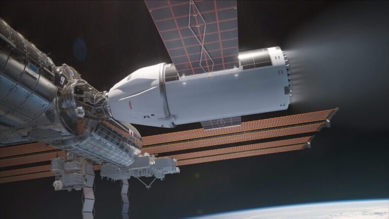 NASA Awards ISS Deorbiting Contract to SpaceX While Replacement Dates Remain Vague